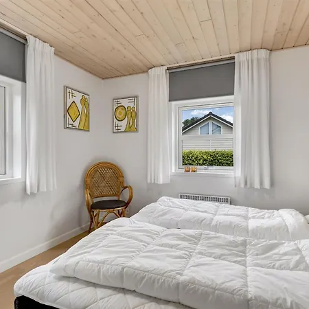 Semesterbostad Elizabeth - 175m From The Sea By Interhome *